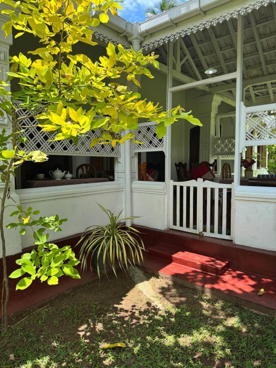 Grand Villa Hikkaduwa Kültér fotó